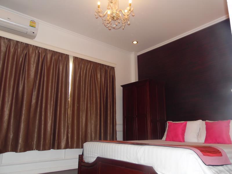 Le Bouton D'Or Boutique Hotel Thakhek Exteriör bild